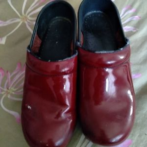 DANSKO CLOGS
